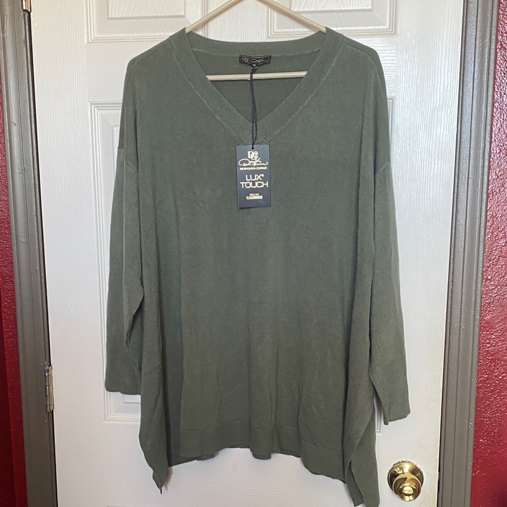 DG2 by Diane Gilman Sage V-Neck Tunic Sweater